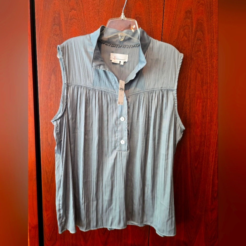 Women's Sleeveless Sage Green XL Top
